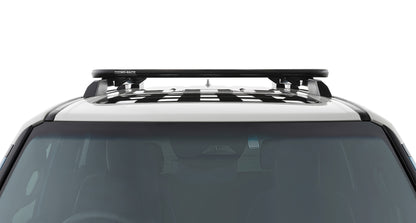 Kit galerie de toit Rhino-Rack pour Land Cruiser Prado 250 avec rails, vue de la galerie installée sur le toit du véhicule.