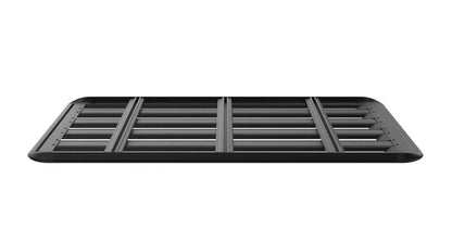 Kit galerie de toit RHINO-RACK pour Hardtops Alu-cab Extra Cab, avec barres robustes et fixation solide pour véhicule utilitaire.