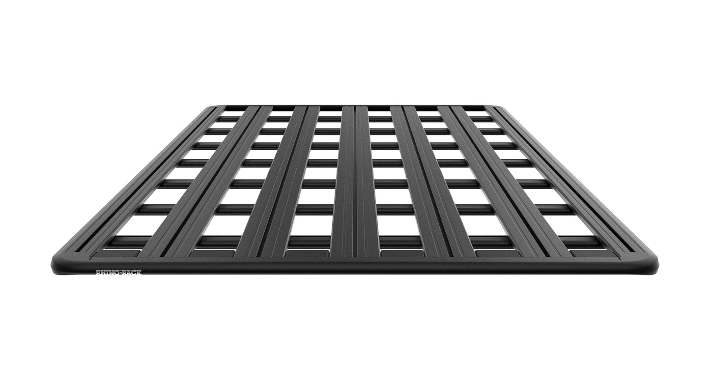 Galerie de toit Rhino-Rack Pioneer pour Land Rover Defender 110 1993-2020, dimensions 2700x1472mm, vue de profil.