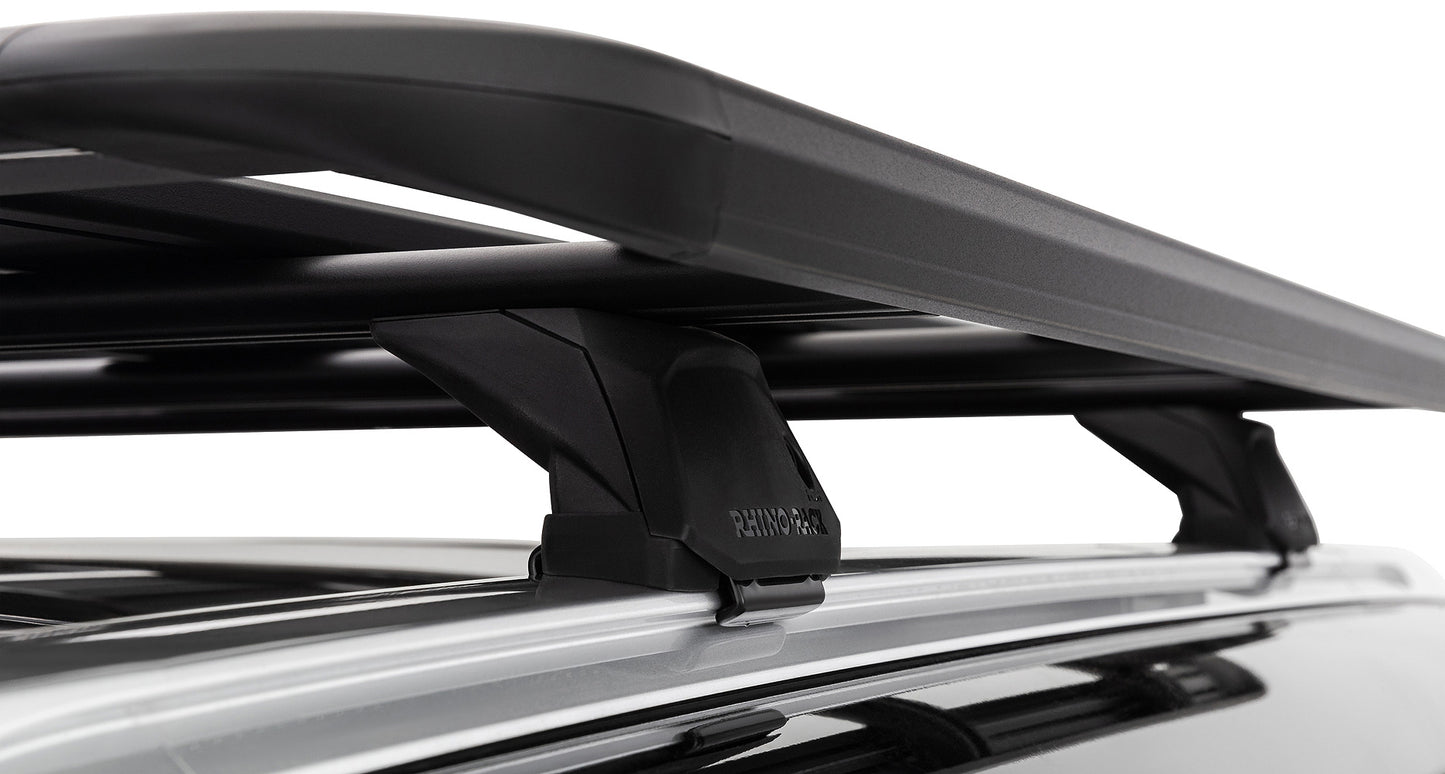 Kit galerie de toit Rhino-Rack Pioneer pour Mitsubishi Outlander Gen4 2021+, dimensions 1300x1240mm, montage facile.
