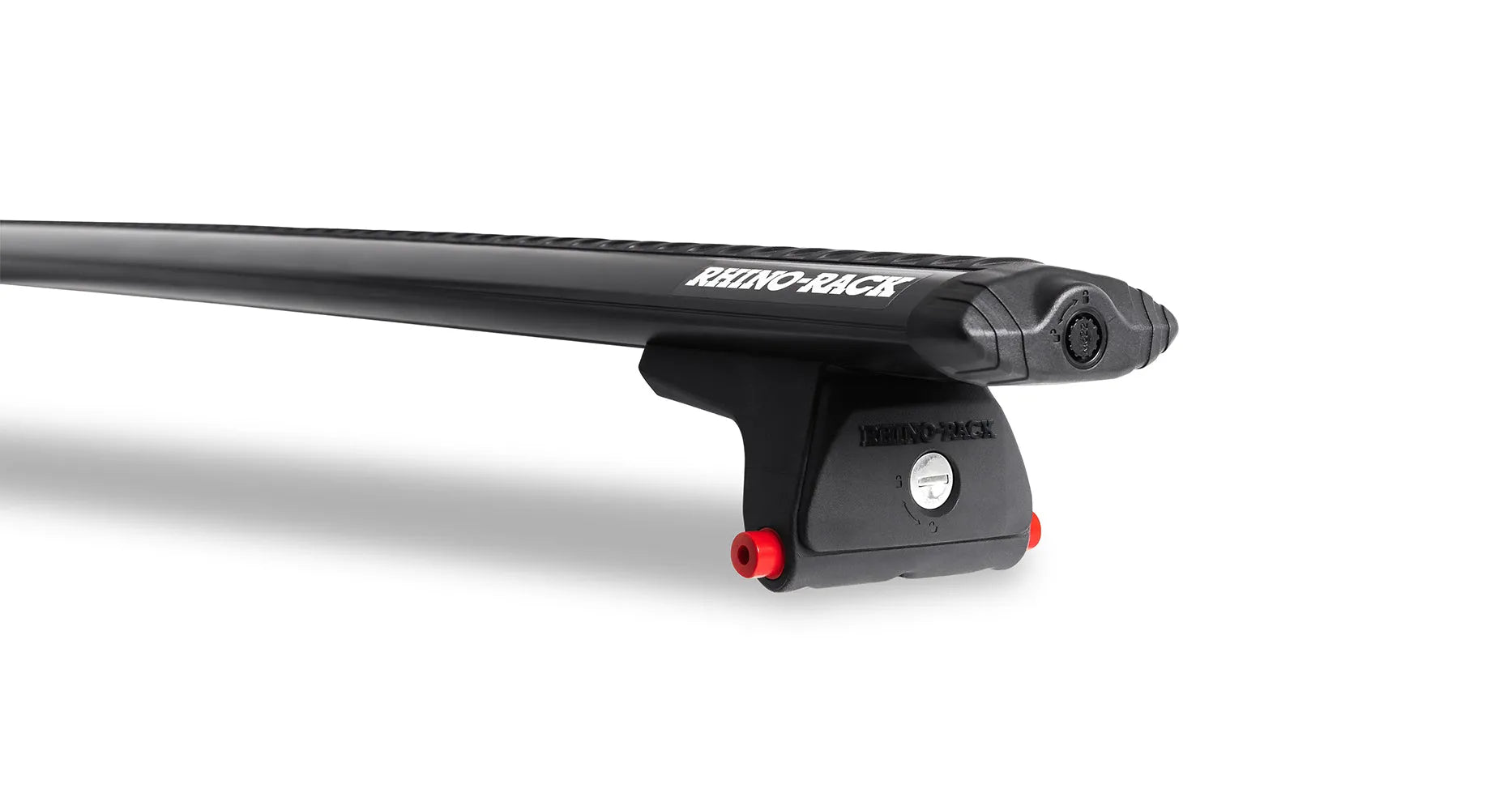 Kit de 2 barres de toit RHINO-RACK Sportz de 1500mm pour Jeep Wrangler JK 2 portes, vue des barres installées.