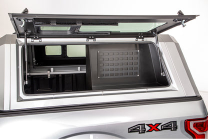 Kit de rangement Half-Bin RSI SMARTCAP pour Jeep Gladiator JT, accessoires de rangement robuste et pratique.