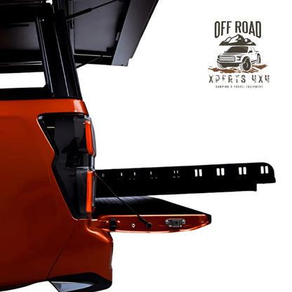 Plateau coulissant RUUUD pour Maxus T90/T60 Double Cab 2022, robuste et pratique, installé sur le coffre du véhicule.