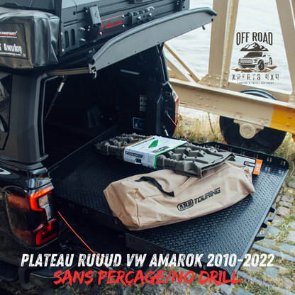 Plateau coulissant RUUUD pour VW Amarok 2010-2022 double cabine, surface en acier robuste avec rails latéraux.