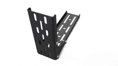 Auvent autoportant 270° XT™ MK2 de The Bush Company, vue en extérieur avec structure robuste et protection solaire.