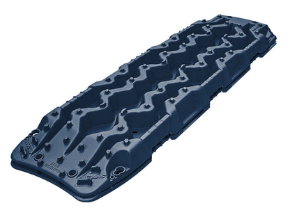 Plaques à sable TRED GT Recovery ultra résistantes pour véhicules 4x4, en acier robuste, conçues pour l'assistance en récupération.