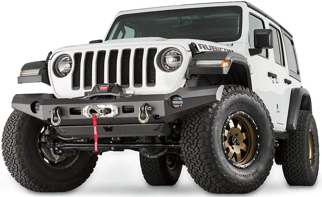 Pare-choc avant Warn Elite pour Jeep Wrangler JL et Gladiator JT, robuste et résistant, visible en image.