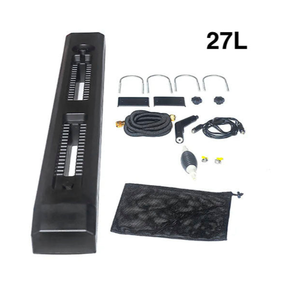 Réservoir d’eau latéral Xperts 4x4 avec pompe 12V intégrée, capacité de 17L, en plastique robuste.