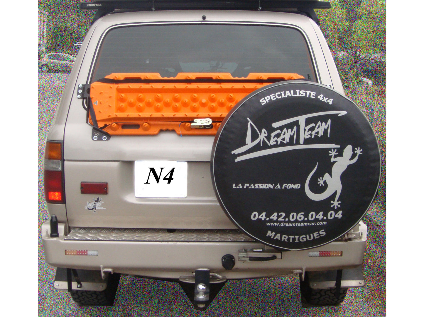 Support de plaques à sable Maxtrax N4 OFFROAD pour Toyota HDJ80, fixation sur le hayon, accessoire pour le off-road.