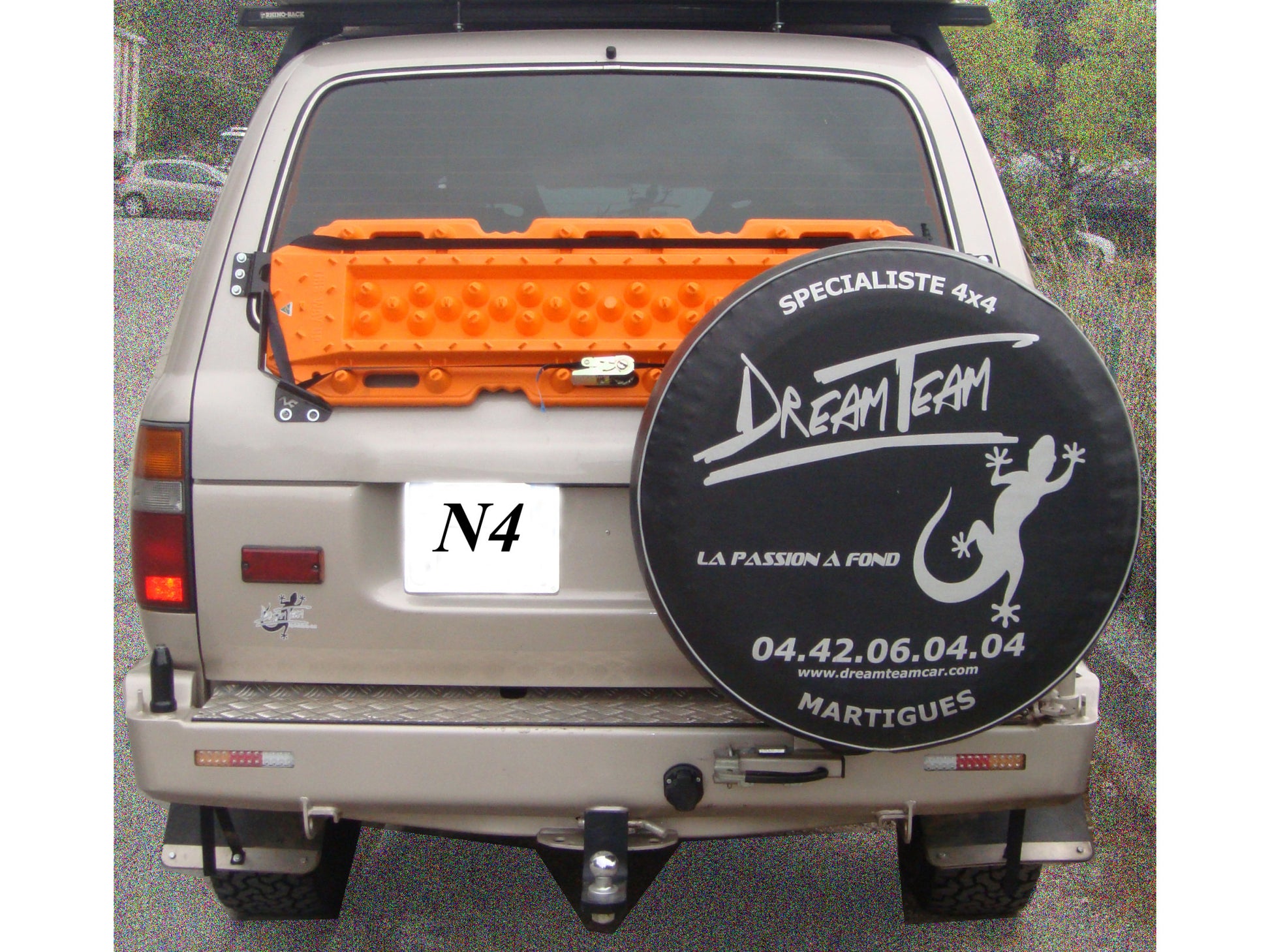 Support de plaques à sable Maxtrax N4 OFFROAD pour Toyota HDJ80, fixation sur le hayon, accessoire pour le off-road.