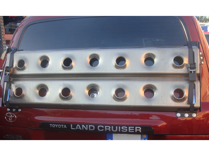 Support de plaques à sable N4 OFFROAD pour hayon de Toyota HDJ80, accessoire Maxtrax robuste pour l'off-road.