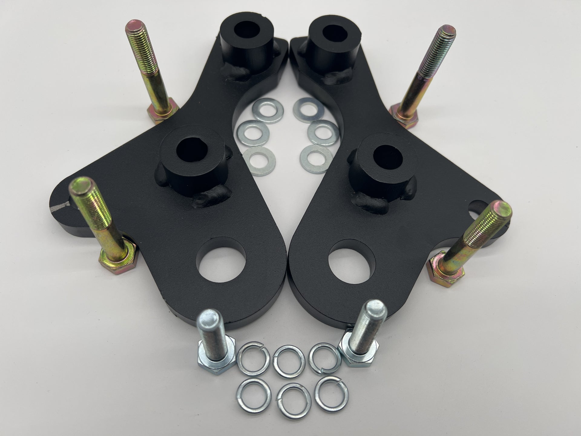 Paire d'anneaux de remorquage renforcés avant pour Toyota Land Cruiser Série 7 N4-Offroad, accessoires robustes N4 OFFROAD.