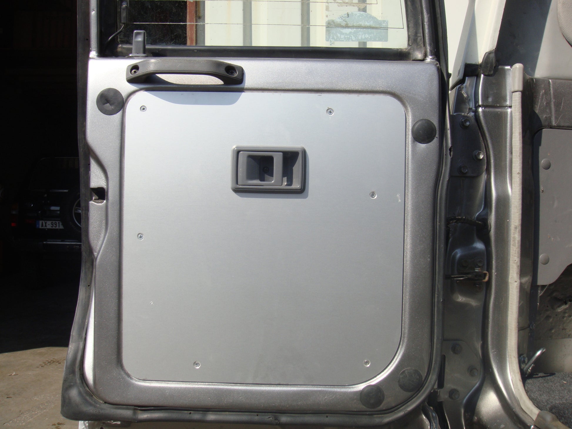 Panneaux de portes arrière en aluminium 2,5mm pour Toyota Land Cruiser Série 7 N4-Offroad, accessoires robustes N4 OFFROAD.