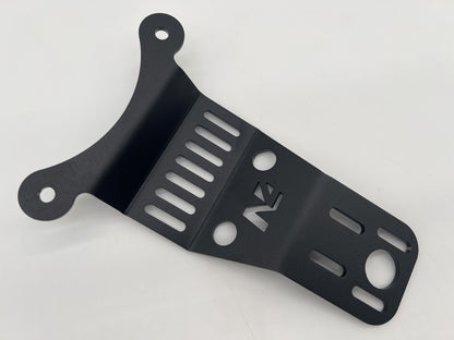Support central de VHF CB N4-Offroad pour Jeep Wrangler JL, fixation robuste en métal noir, adapté pour accessoires off-road.
