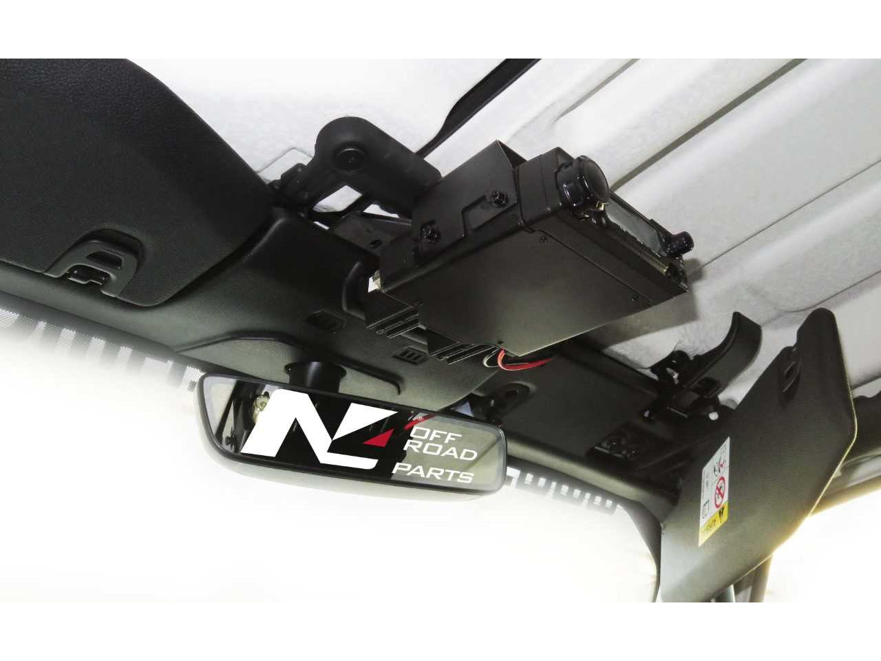 Support central VHF/CB pour Jeep Wrangler JL N4-Offroad, accessoire robuste et pratique pour installation en intérieur.