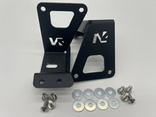 Supports feux longues portées N4-Offroad pour baie pare-brise Suzuki Jimny après 2018, accessoires robustes et durables.