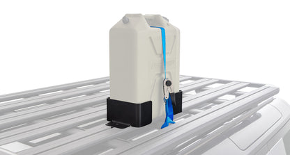 Support pour jerrican Pioneer RHINO-RACK, accessoire pour porte-bidon simple en métal robuste, fixé sur un véhicule tout-terrain.