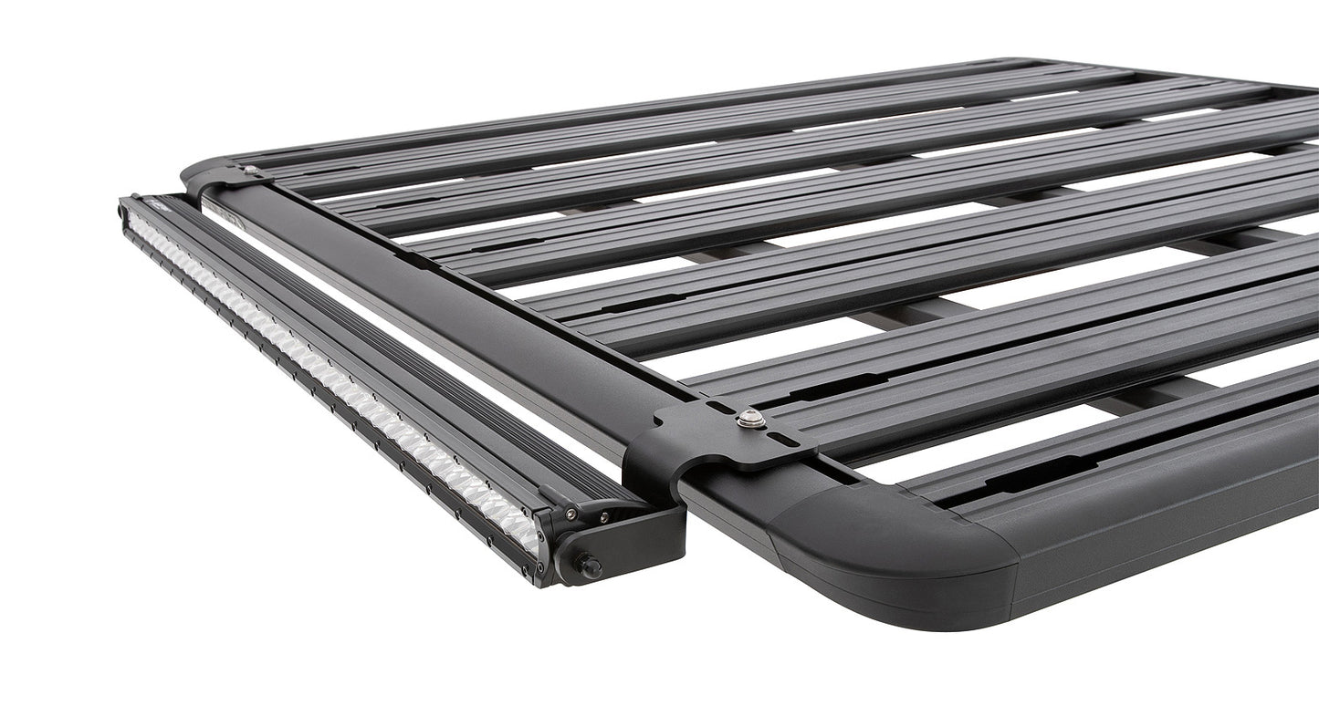 Support de lampe LED Pioneer pour rack Rhino-Rack, accessoire robuste pour fixation de lumière sur véhicule tout-terrain.