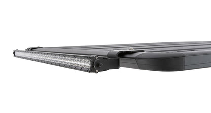 Support de lampe LED Pioneer pour rack Rhino-Rack, accessoire robuste pour montage sur véhicule tout-terrain.