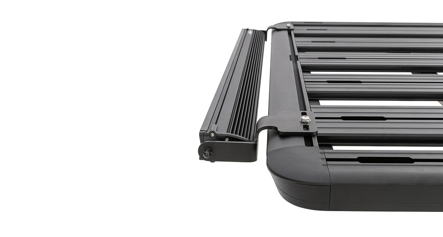 Support de lampe LED Pioneer pour accessoires Rhino-Rack, fixation robuste pour montage sur véhicule tout-terrain.