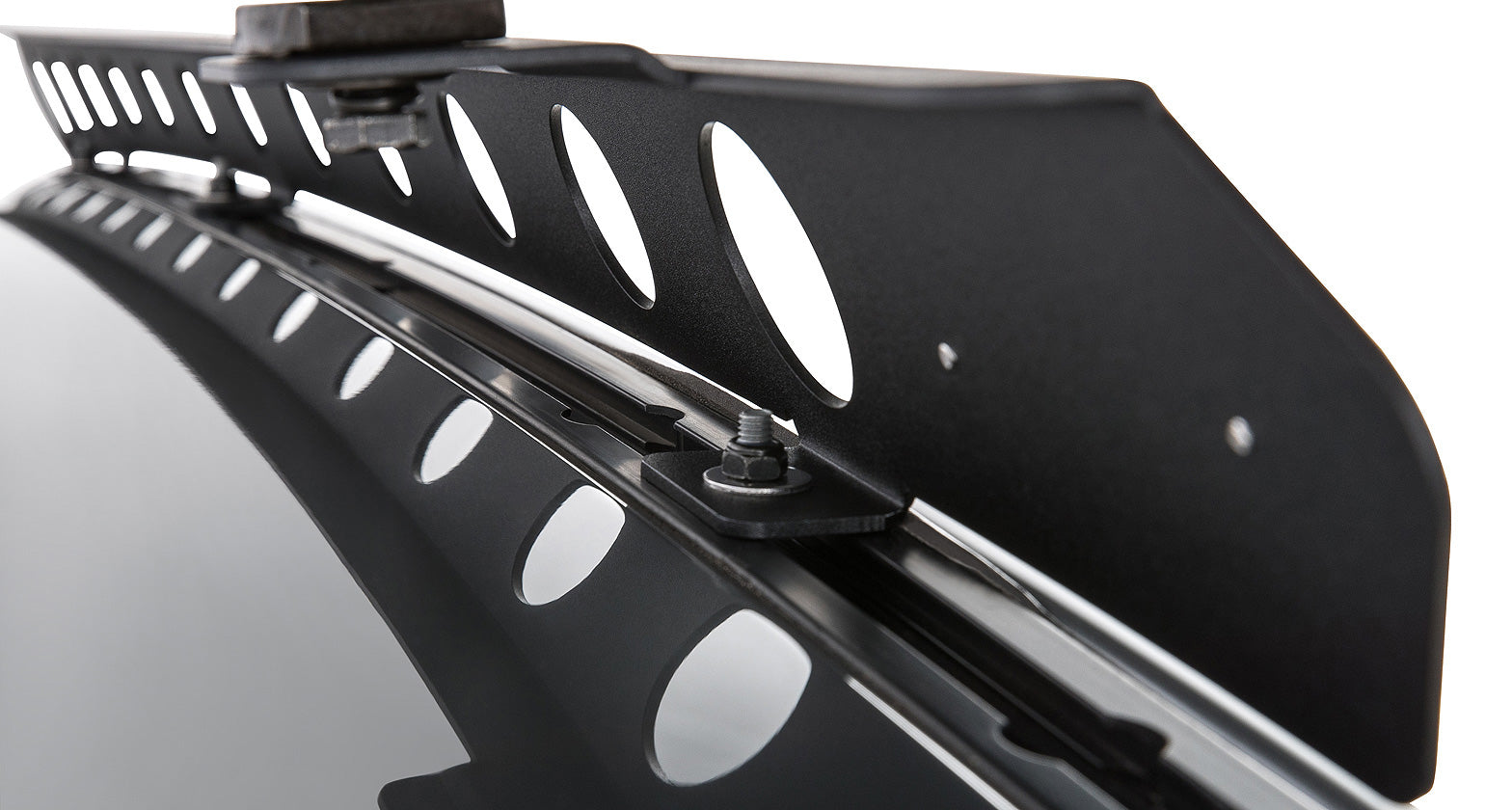 Système de montage Backbone pour Ford Ranger et Mazda BT50 par Rhino-Rack, accessoire pour fixation de racks sur véhicule.