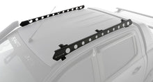 Système de montage Backbone pour Ford Ranger Wildtrak par RHINO-RACK, accessoires robustes pour fixation de rack sur véhicule.