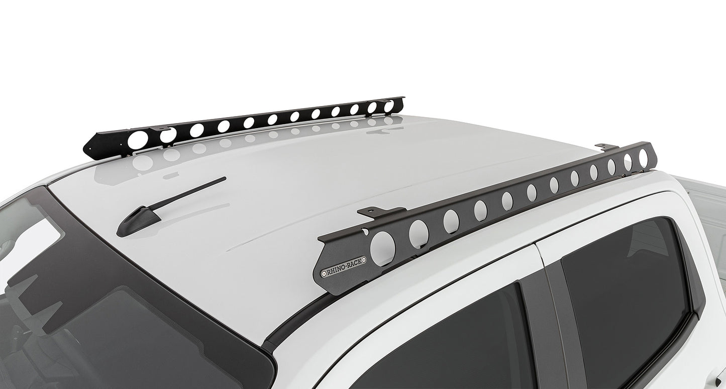 Système de montage Backbone pour Isuzu D-Max Gen3 et Mazda BT-50 Double Cab, accessoire Rhino-Rack, fixation robuste et durable.