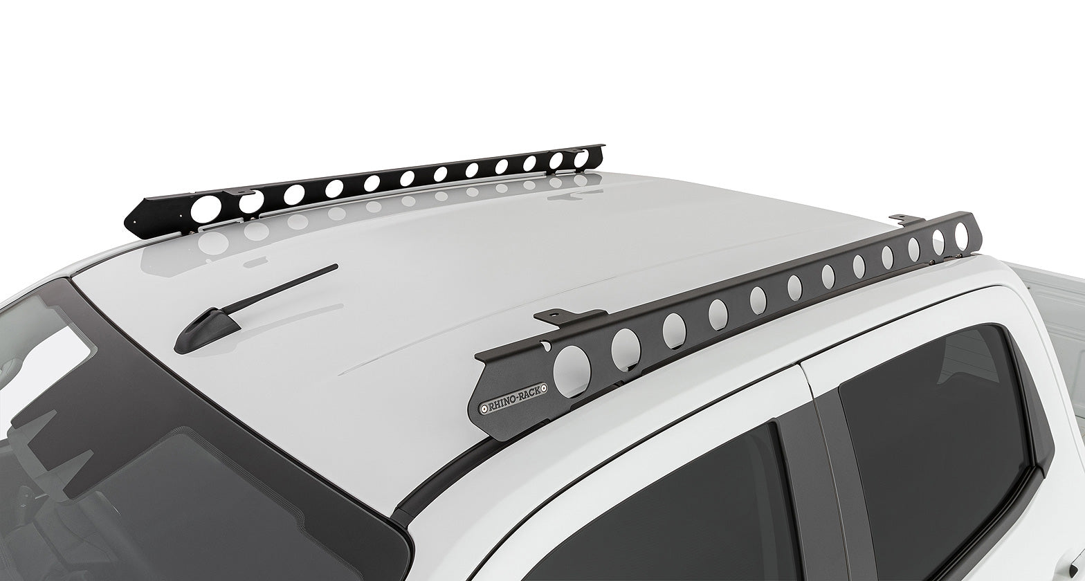 Système de montage Backbone pour Isuzu D-Max Gen3 et Mazda BT-50 Double Cab, accessoire Rhino-Rack, fixation robuste et durable.