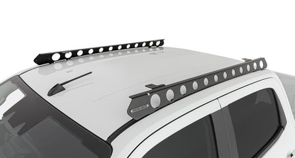 Système de montage Backbone pour Isuzu D-Max Gen3 et Mazda BT-50 Double Cab, accessoire Rhino-Rack, fixation robuste et durable.
