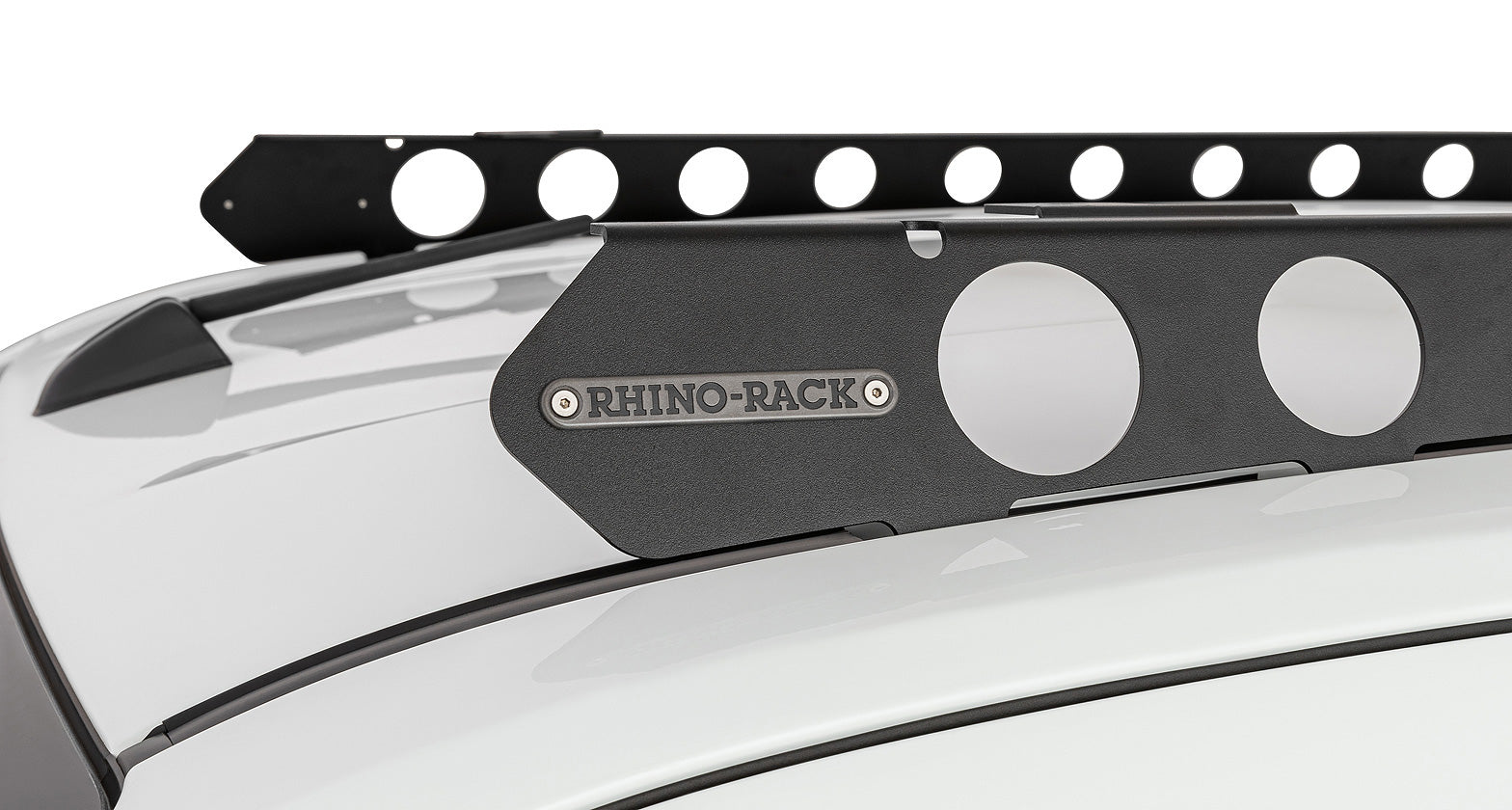 Système de fixation Backbone pour Isuzu D-Max Gen3 et Mazda BT-50 double cabine, accessoire Rhino-Rack monté sur le toit.