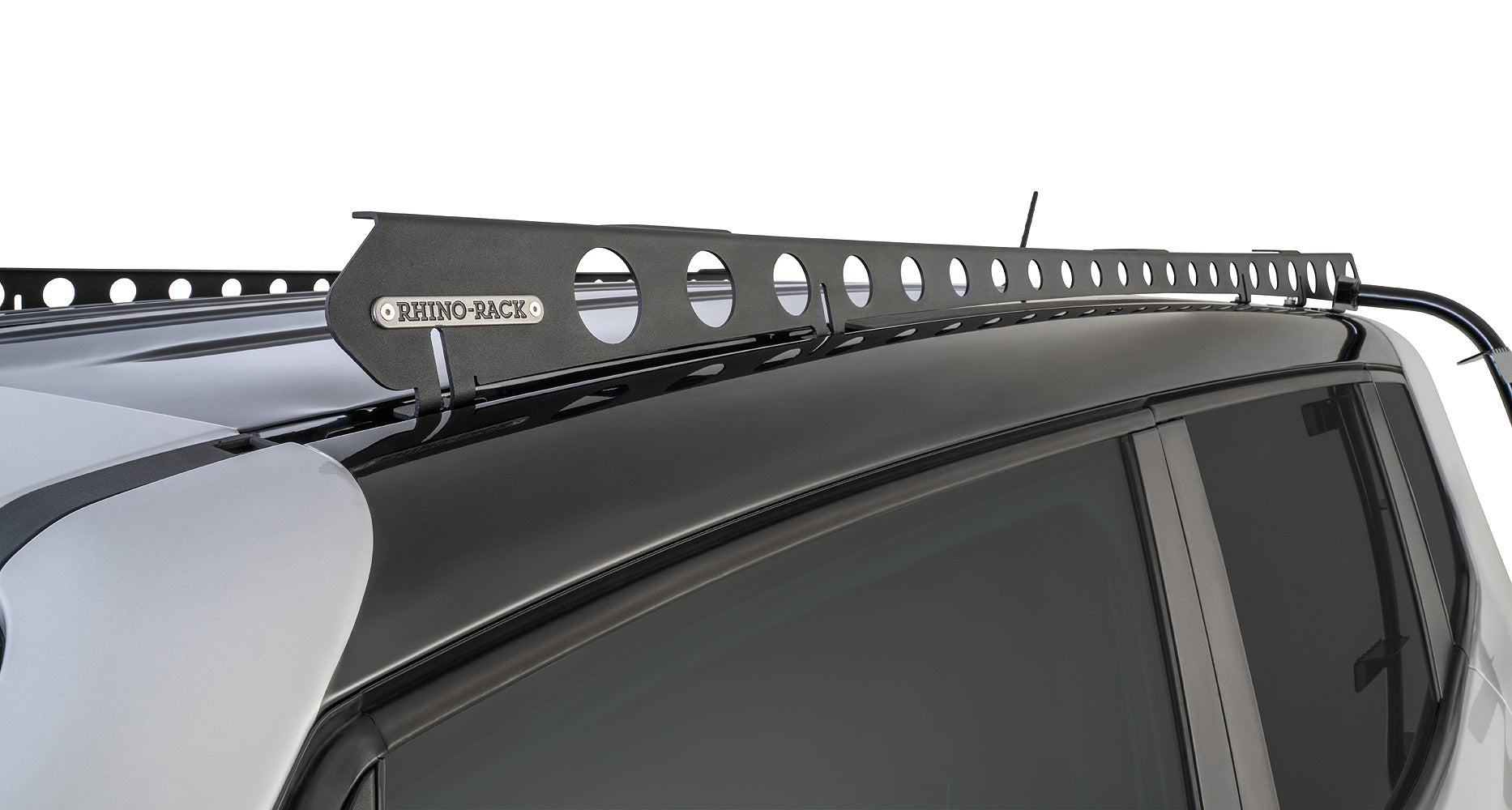 Système de fixation Backbone pour Jeep Renegade, accessoires Rhino-Rack, support robuste pour rack de toit Rhino-Rack.