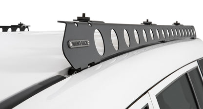 Système de montage Backbone pour Pajero NP/NX de RHINO-RACK, accessoire de fixation robuste pour toit de véhicule 4x4.