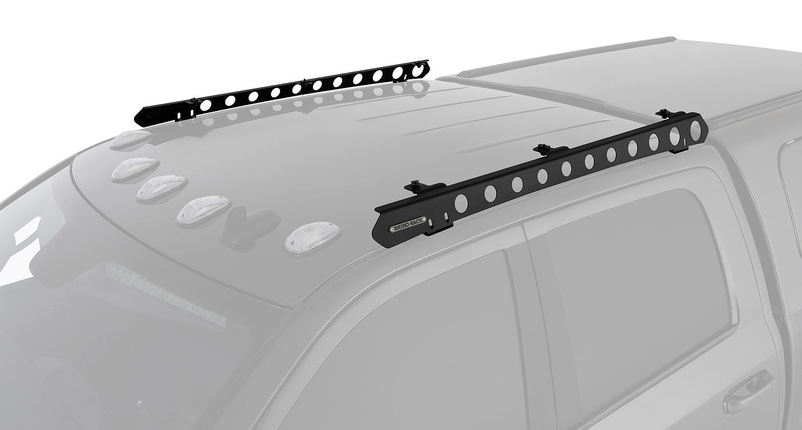 Système de montage Backbone pour RAM 1500, 2500 et 3500, accessoires Rhino-Rack, fixation robuste pour véhicules utilitaires.