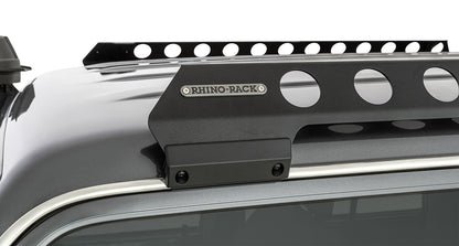 Système de montage Backbone pour Toyota 79 Series Landcruiser, accessoire Rhino-Rack, fixation solide pour rack de toit.