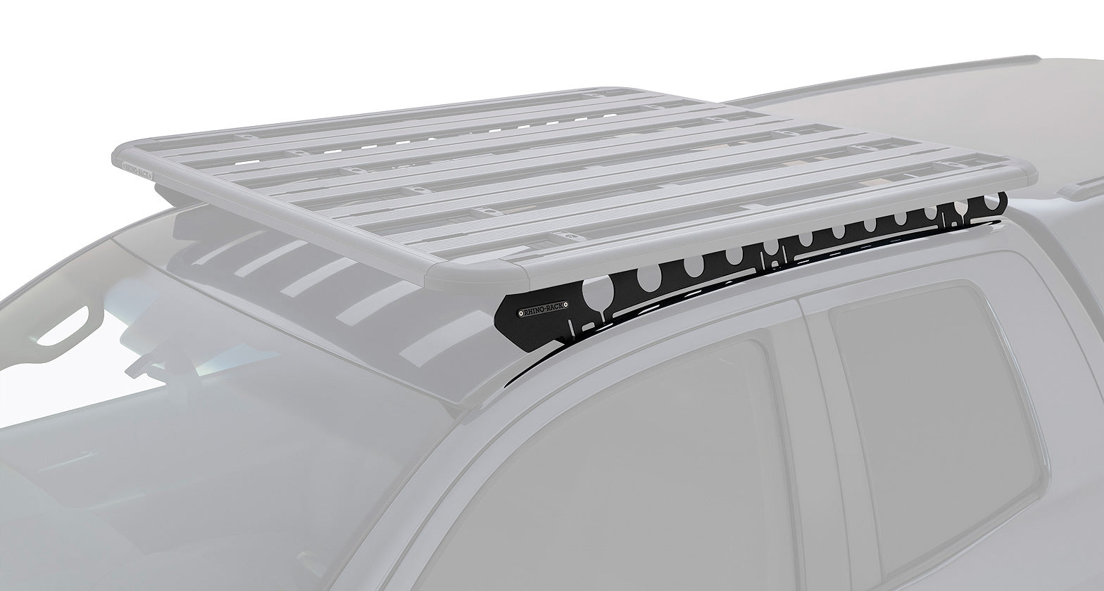Système de montage Backbone pour Toyota Tundra Double Cab, accessoire Rhino-Rack, fixé sur le toit avec barres transversales.