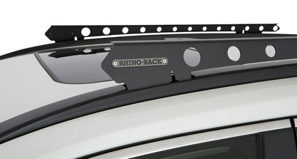Système de montage Backbone Rhino-Rack RTRB1 pour Toyota RAV4, accessoire de fixation robuste en métal noir.