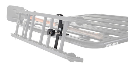 Support d'échelle pliante Rhino-Rack Pioneer, accessoire robuste pour fixer une échelle sur un véhicule tout-terrain.