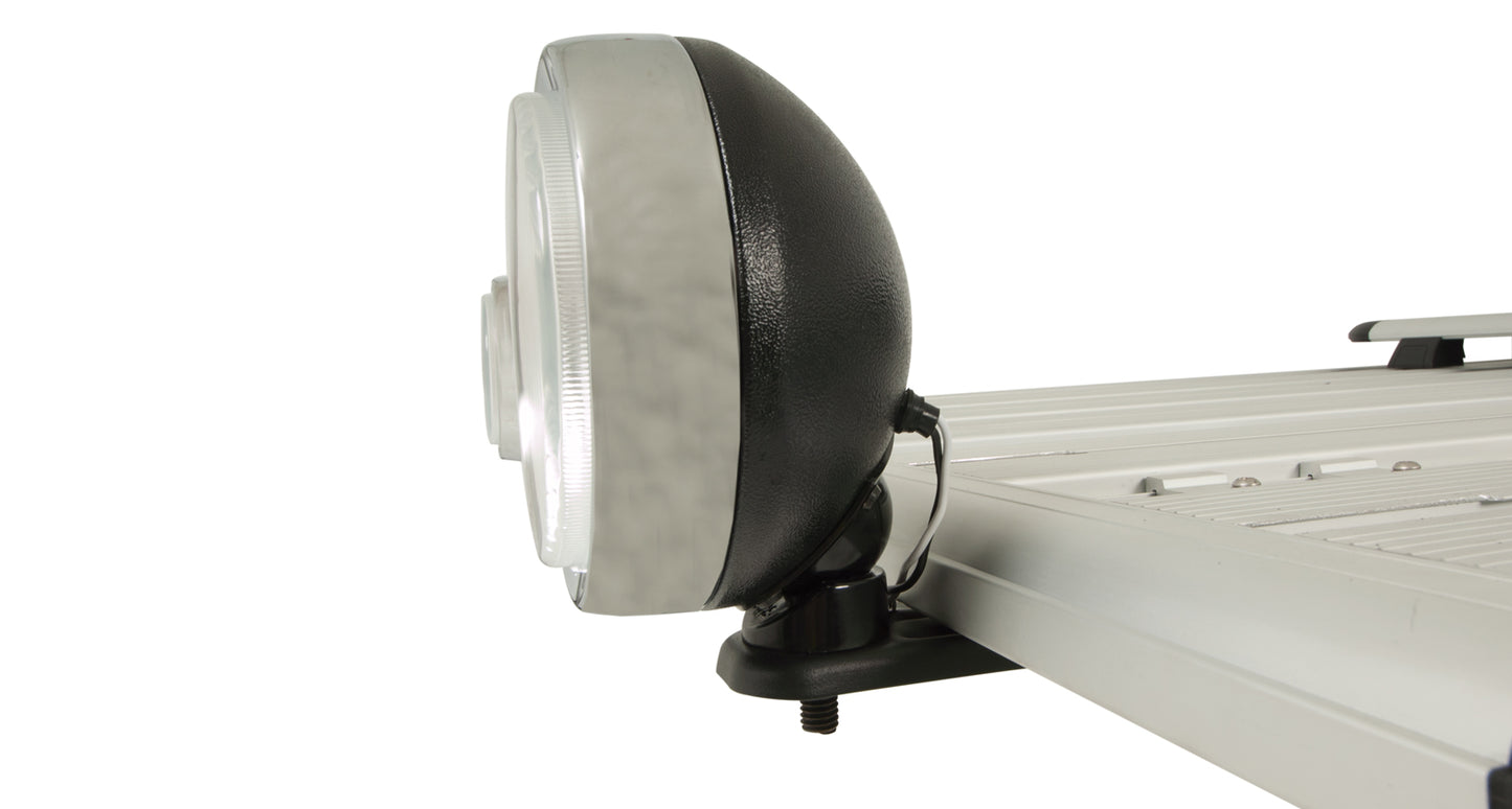 Support d'éclairage DEL Pioneer pour accessoire Rhino-Rack, fixation robuste pour montage sur véhicule tout-terrain.
