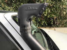 Tête de snorkel Safari 4x4, modèle 3 pouces, accessoire pour système de snorkel tout-terrain, vue de face sur l'accessoire.