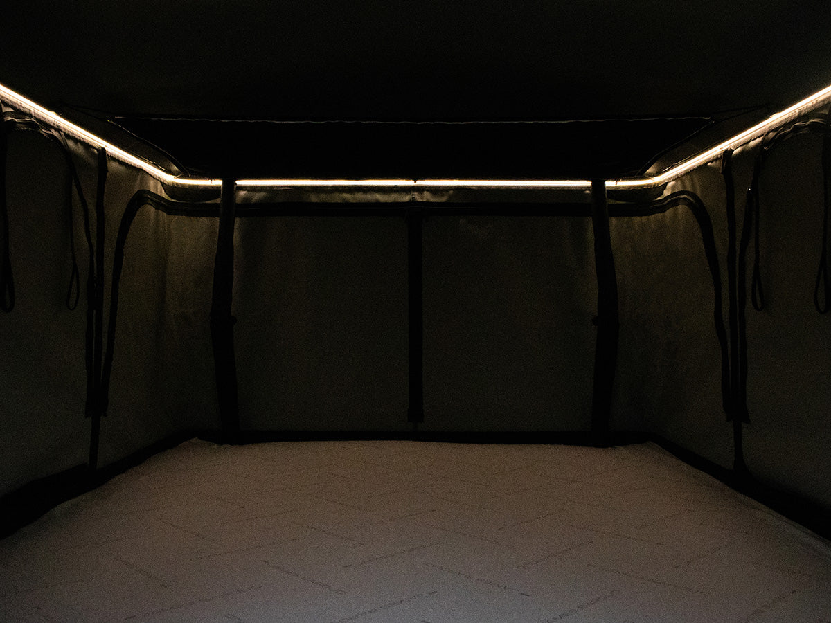 Kit Éclairage LED Intérieur James Baroud — Tente Frontier sur Xperts4x4 Accessoires 4x4 Off-Road