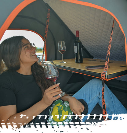 Table inclinable pour tente de toit Alu-Cab, accessoire robuste en aluminium, adaptée aux tentes de toit Gen-R.