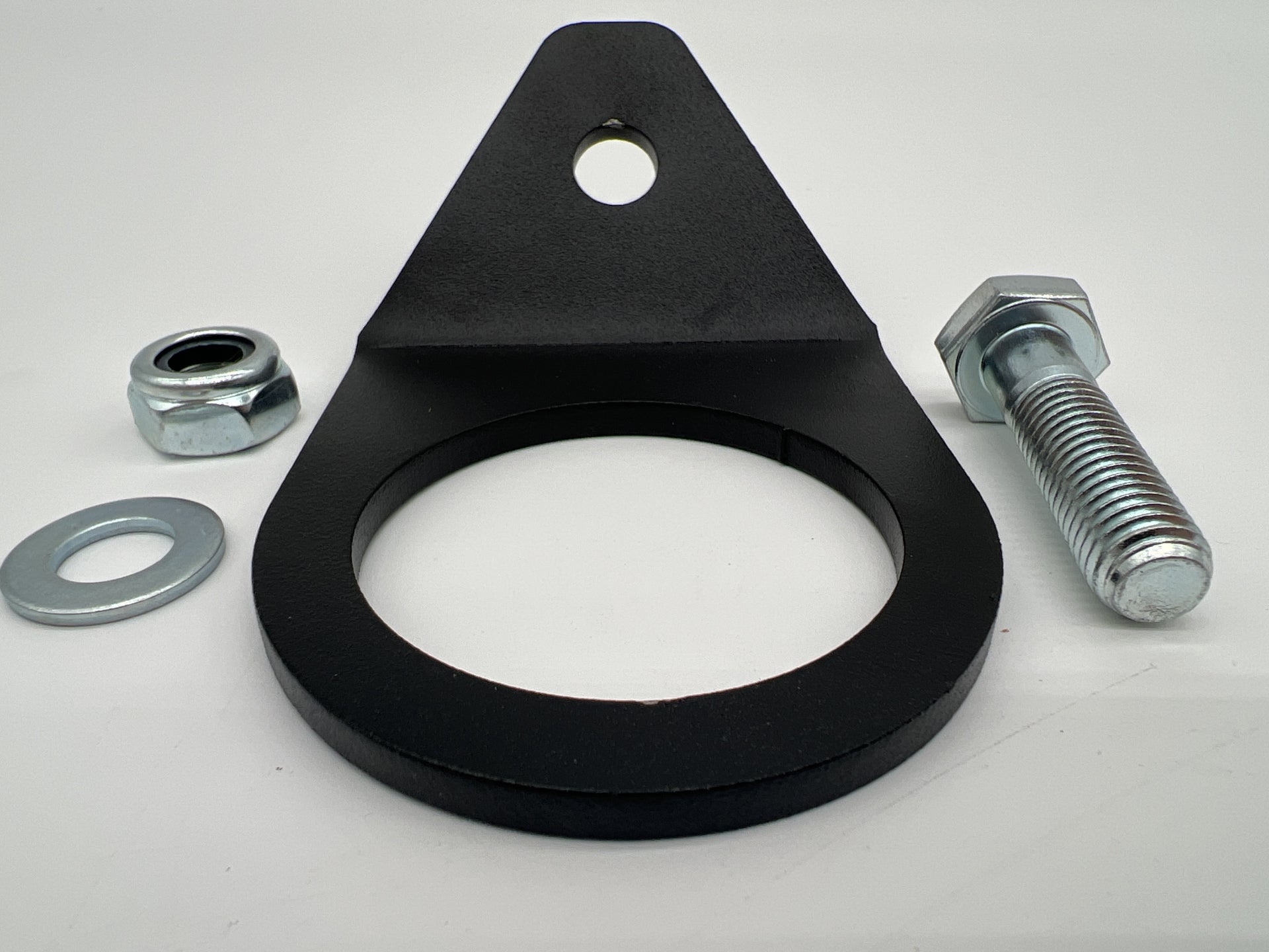Anneau de fixation pour crochet de treuil sur écubier, accessoire N4 OFFROAD pour treuils tout-terrain, robuste et durable.