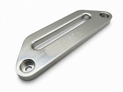 Écubier désaxé pour corde de treuil synthétique N4 OFFROAD, accessoire robuste pour treuils tout-terrain.