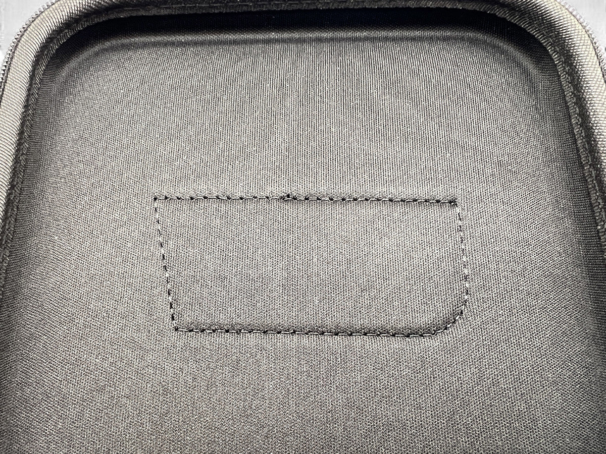 Étui de rangement pour anneau de treuillage N4 OFFROAD, accessoire pour treuils tout-terrain, en plastique robuste.