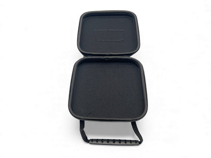 Étui de rangement pour anneau de treuillage N4 Offroad, accessoire robuste pour treuils tout-terrain, en plastique noir.