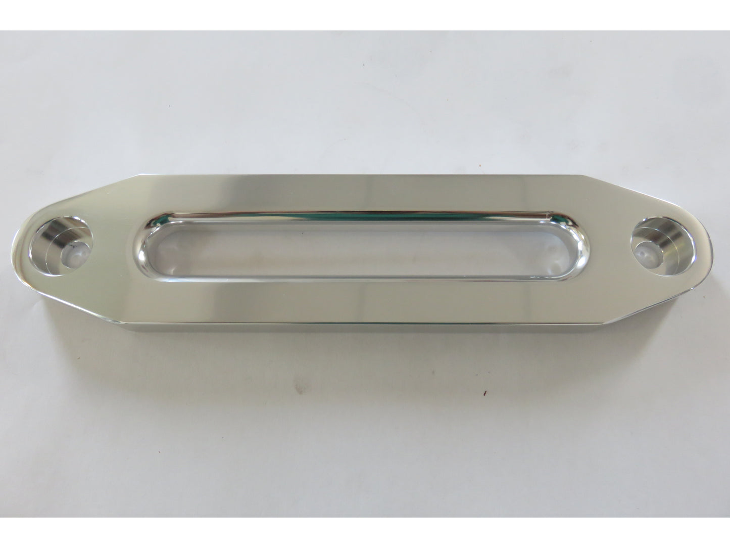 Guide câble écubier pour corde de treuil synthétique N4 OFFROAD, accessoire robuste pour treuils tout-terrain.