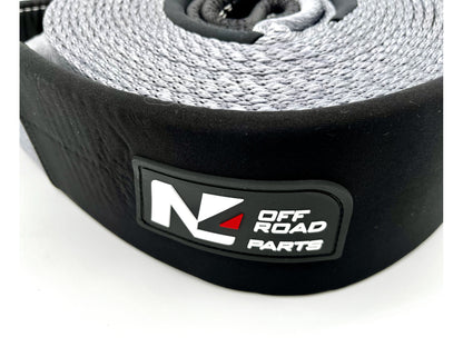Sangle de remorquage N4 OFFROAD de 9m et 2,1 tonnes, accessoire robuste pour treuils tout-terrain.