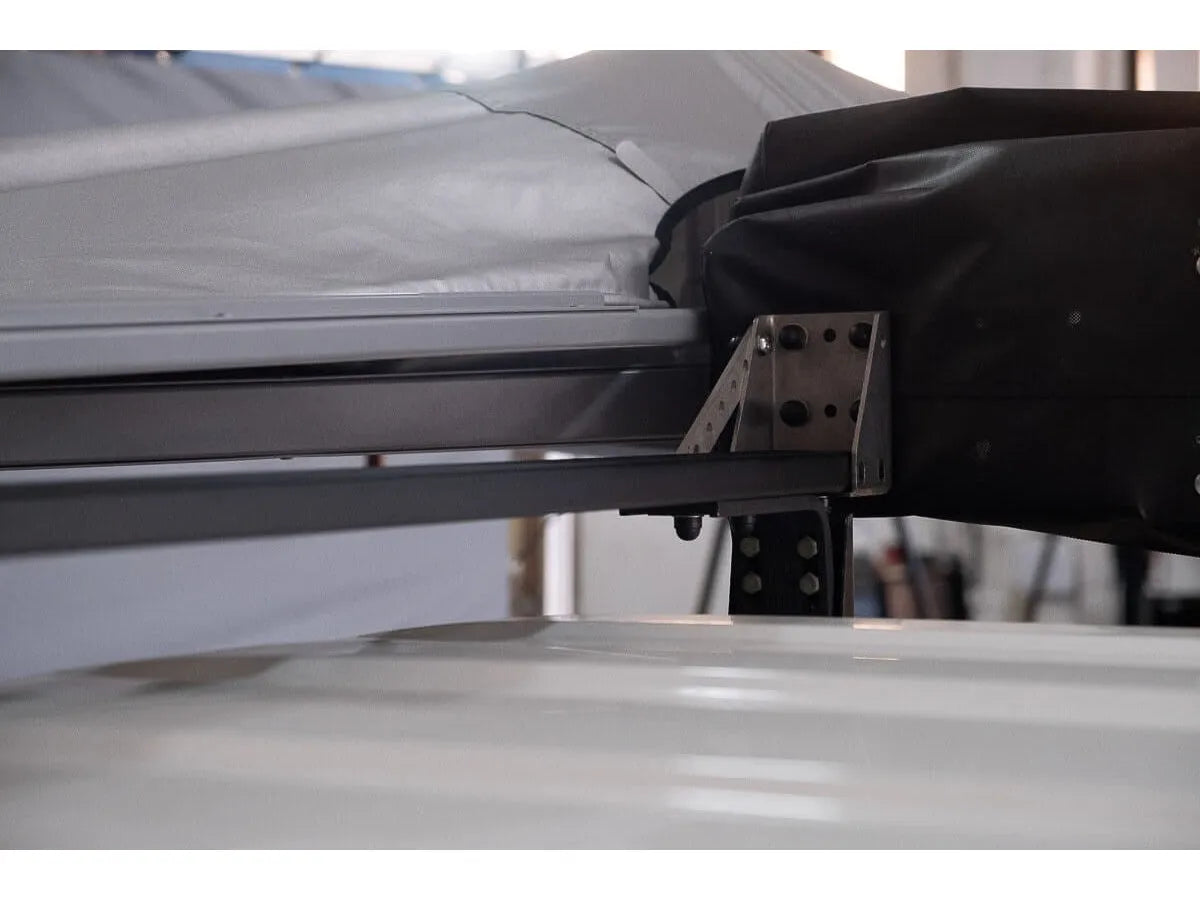 Auvent 270° Autoportant ALU-CAB 2m - Robuste & Leger sur Xperts4x4 Accessoires 4x4 Off-Road