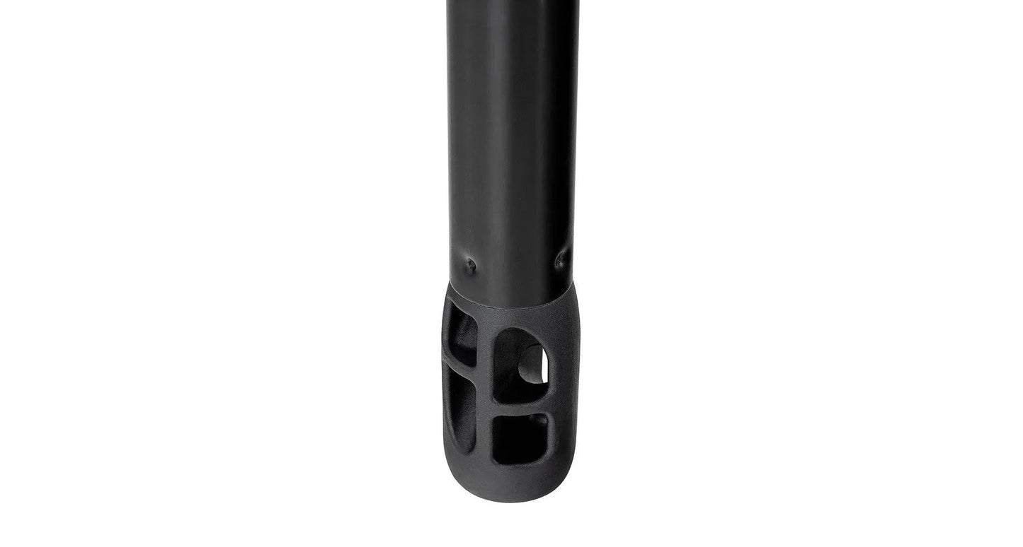 Auvent circulaire 270° Batwing Compact 2m de RHINO-RACK, version droite avec fixations STOW IT, pour véhicule tout-terrain.