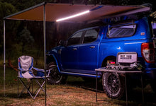 Auvent Touring ARB 2000x2500mm avec LED intégrée, pour véhicules tout-terrain, en tissu robuste, installation facile.